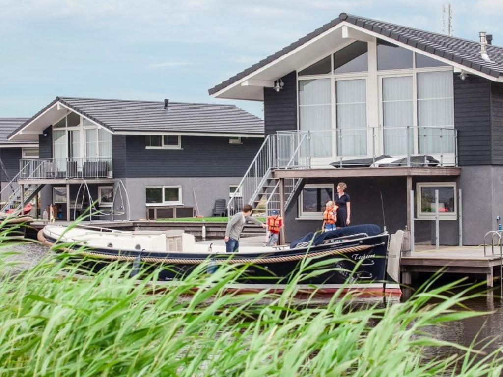 Landal Waterpark Sneekermeer Hotel Terherne Bagian luar foto