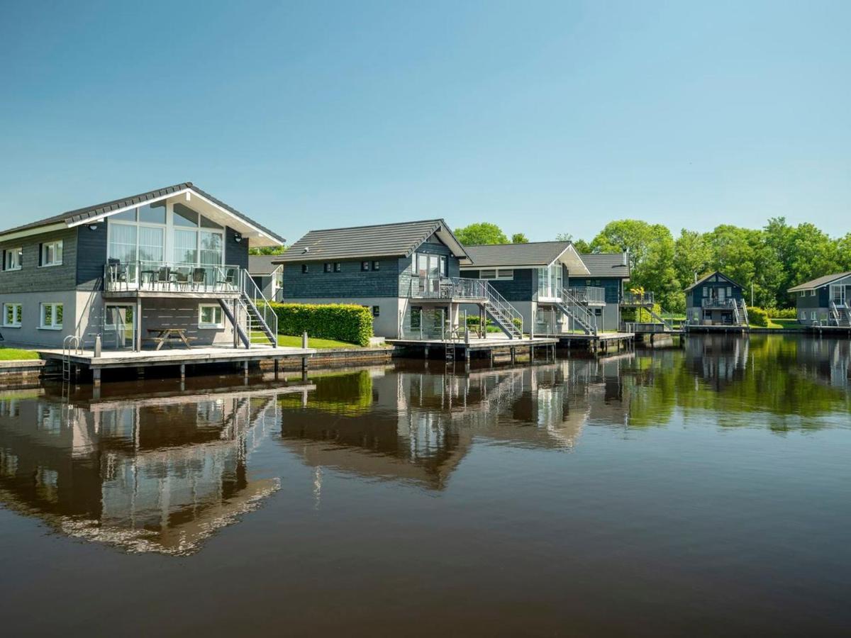 Landal Waterpark Sneekermeer Hotel Terherne Bagian luar foto