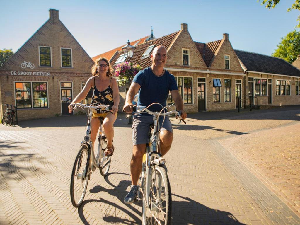 Landal Waterpark Sneekermeer Hotel Terherne Bagian luar foto